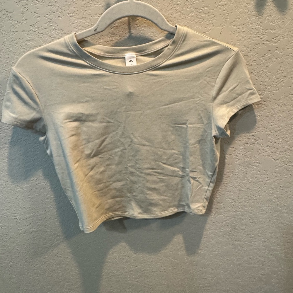 ALO Yoga Heather Gray Tee